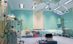 В клиниках Израиля открылись уникальные операционные комнаты